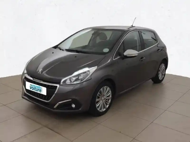 Peugeot 208 1.2 puretech 110ch s&amp;s eat6 — photo 1