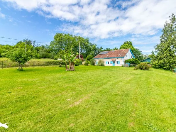 Maison 8 pièces 247 m²