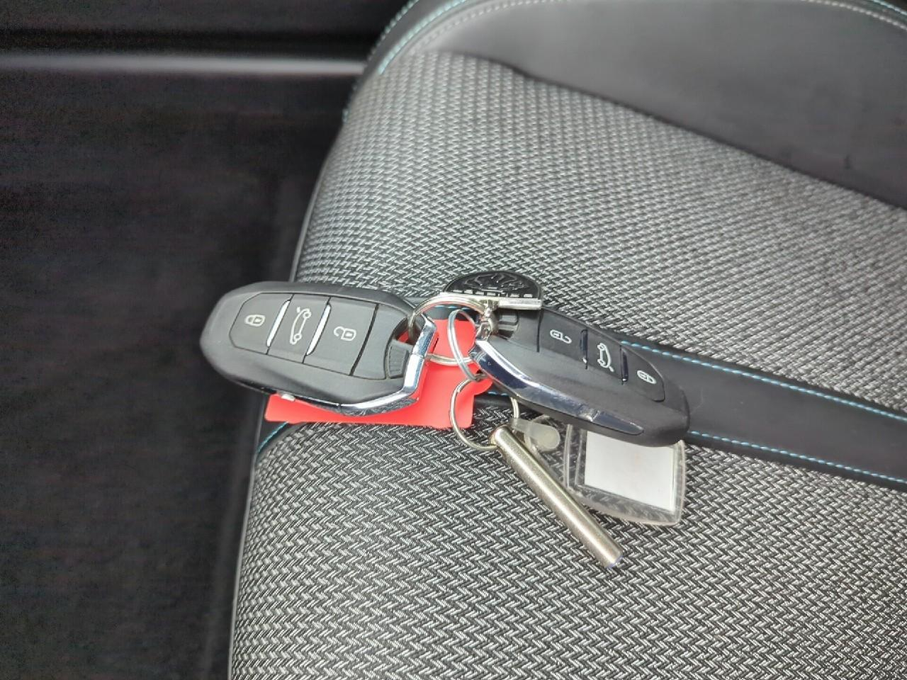 Peugeot 308 sw puretech 130ch s&s bvm6 allure — photo 31