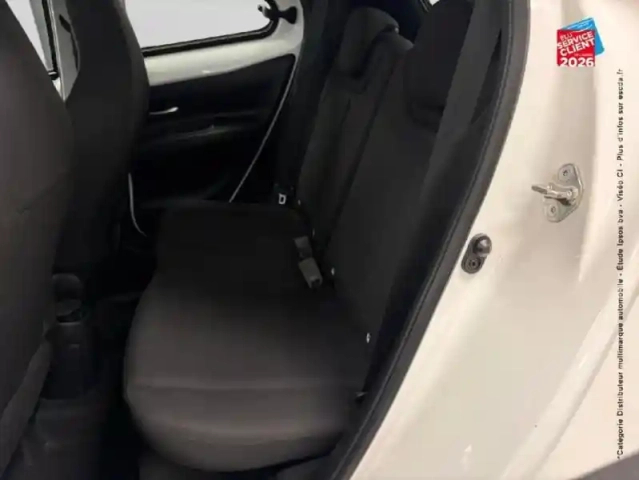 Toyota Aygo x 1.0 vvt-i 72ch dynamic my23 — photo 11