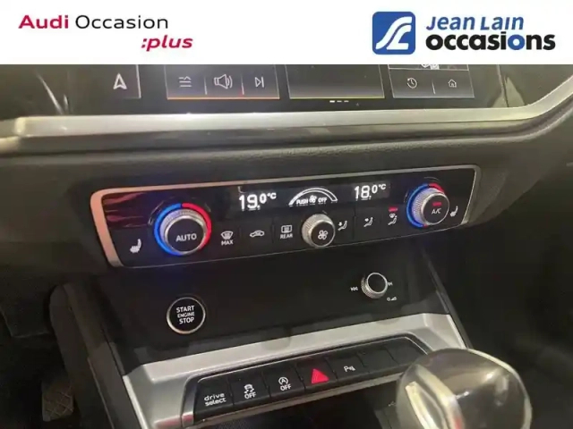 Audi Q3 35 tfsi 150 ch s tronic 7 — photo 14