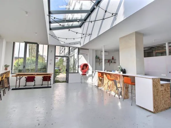 Bureaux 527 m²