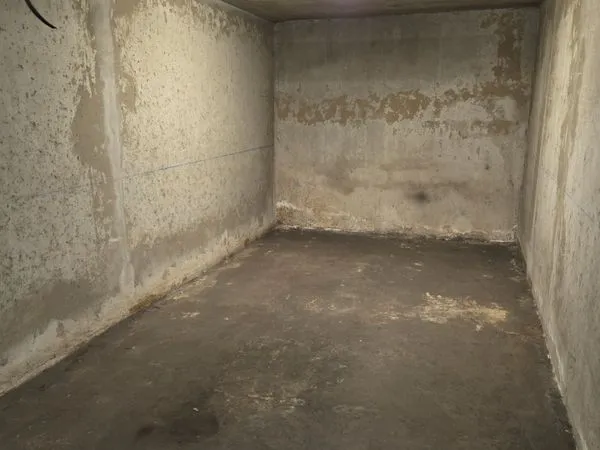 Box de parking 12m2 fourneyron