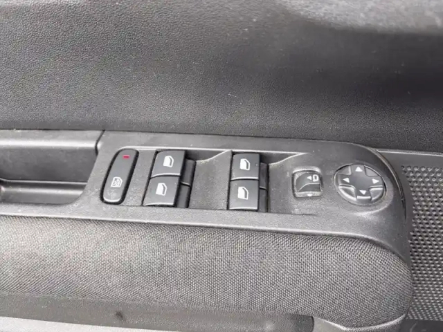 Citroën C3 Aircross bluehdi 110 s&amp;s bvm6 shine — photo 20