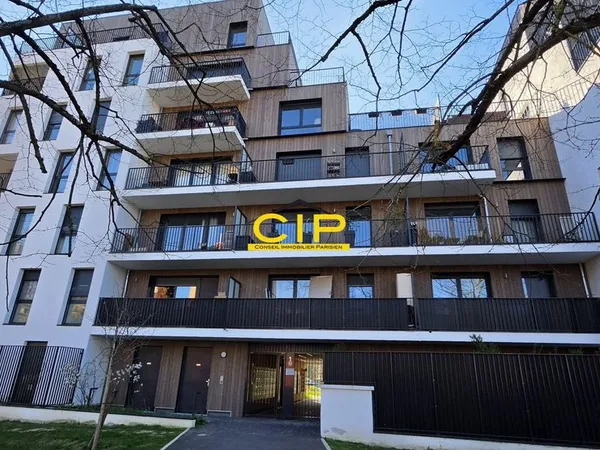 Parking/box 11 m² Noisy-le-Grand