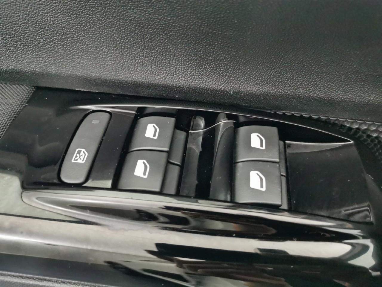 Citroën C3 puretech 110 s&s eat6 shine — photo 26