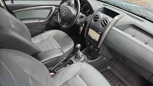 Dacia Duster 1.5 dCi 110 - Prestige – 2016 – 97160 km – Diesel – Boîte Manuelle — photo 12