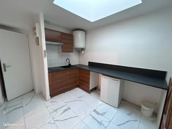 Studio 1 pièce 18 m²