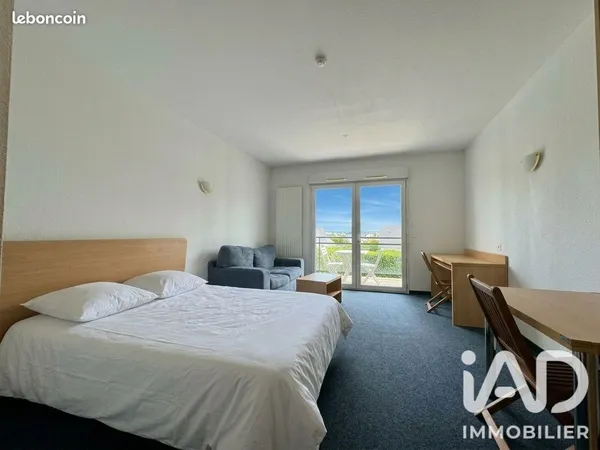 Studio 1 pièce 27 m²