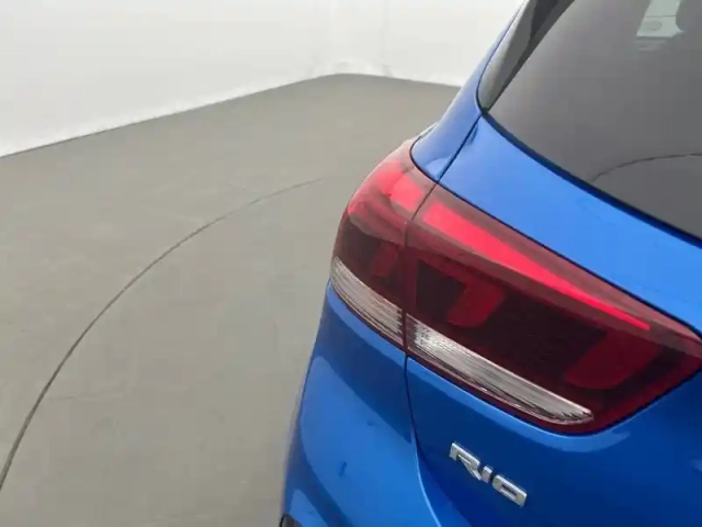 Kia Rio 1.0 t-gdi 120 ch mhev dct7 — photo 7