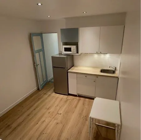 Studio 18m2 meublé jardin parisien Clamart