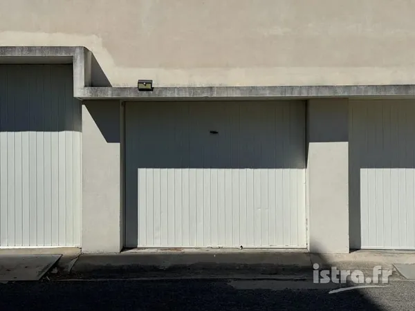Nice Rue Aurore - Garage à vendre