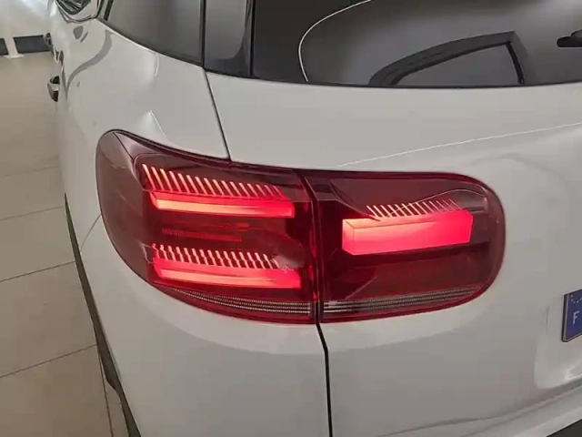 Citroën C5 Aircross hybride 145 ch e-dcs6 — photo 17
