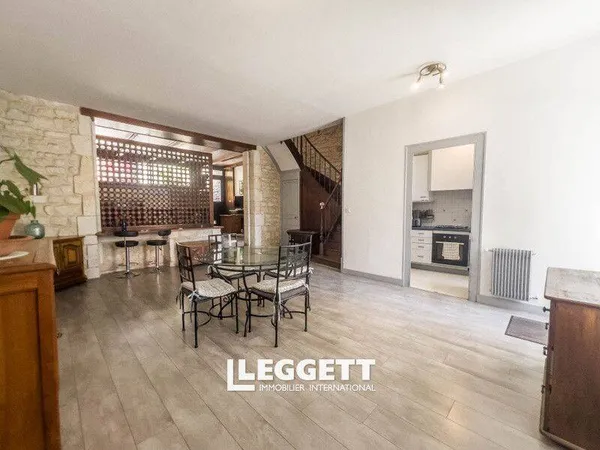 Maison 8 pièces 195 m²