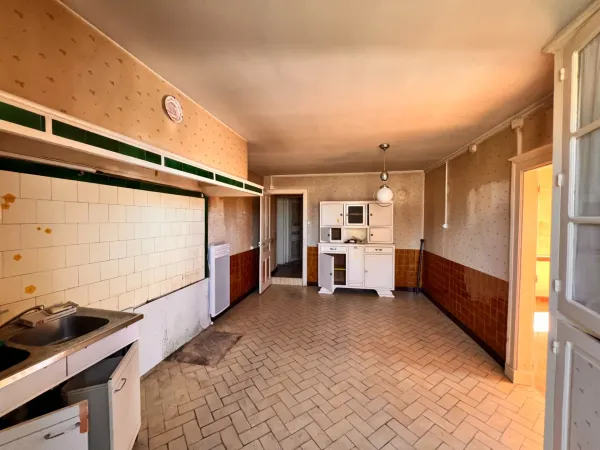 Maison à vendre 6 pièces BELLAC (87)