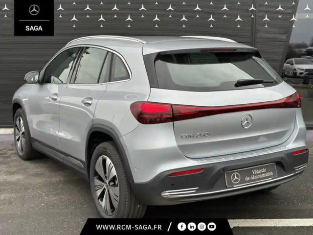 Mercedes Eqa 250+ business line — photo 3