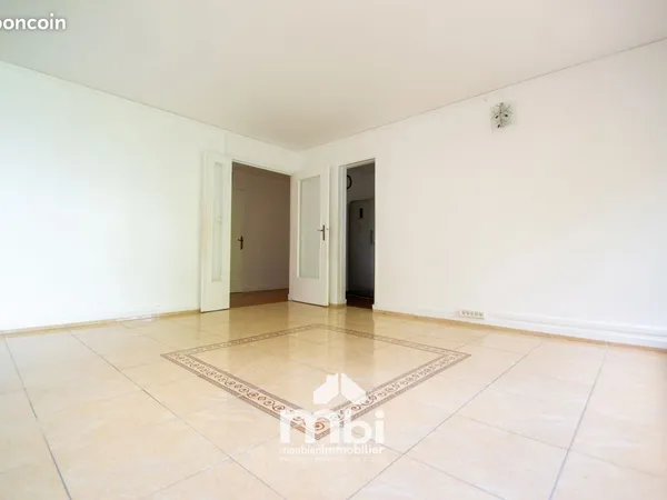Appartement 4 pièces 80 m²