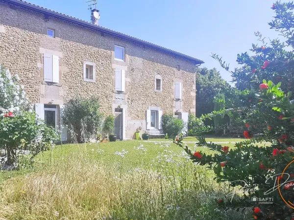 Propriété de charme - parc arboré de 5130 m²