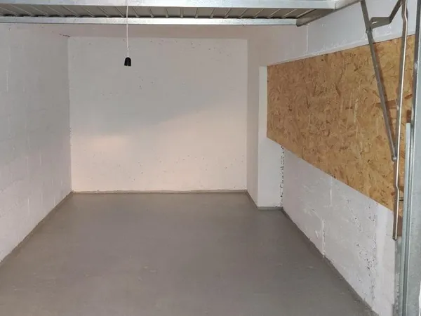 Garage / box 17 m² GRENOBLE