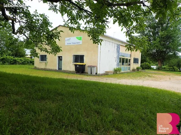 Bureau 200 m²