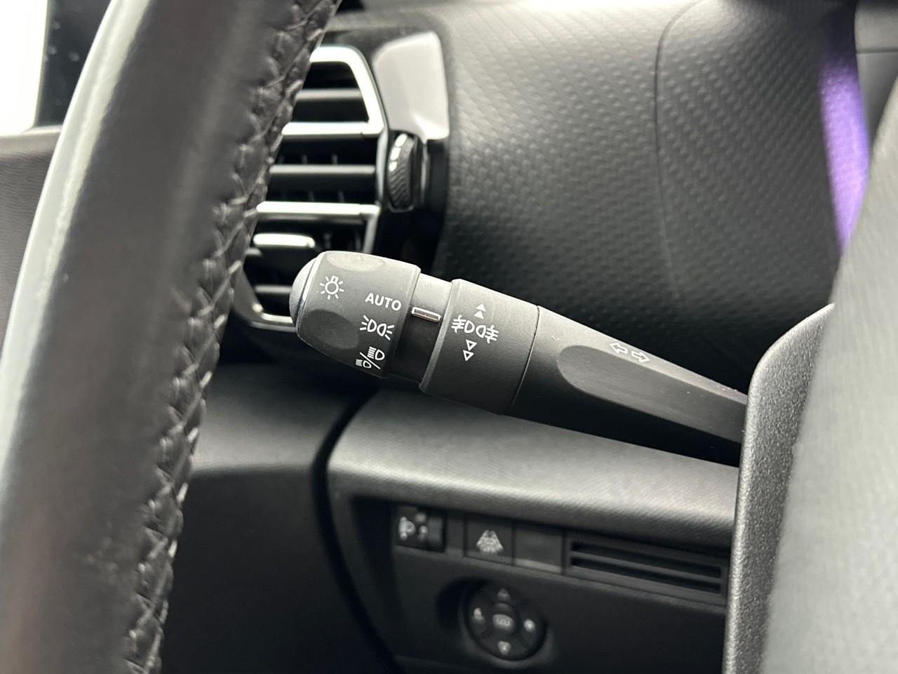 Citroën C4 puretech 130 s&s eat8 shine pack — photo 20