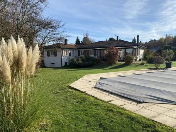 Maison 7 pièces 151 m²