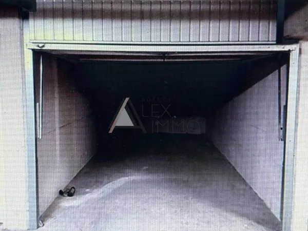 Parking 18 m²