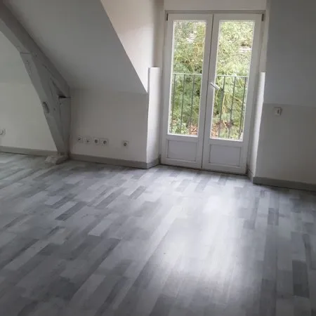 APPARTEMENT 2 PIECES A LA GRANDE PAROISSE