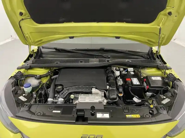 Peugeot 208 puretech 100 s&amp;s bvm6 — photo 21