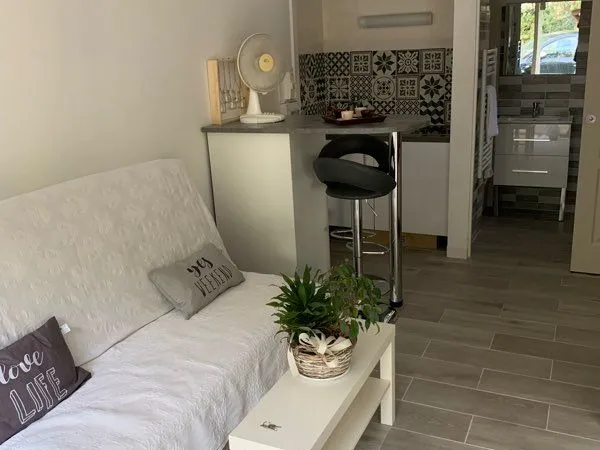 Studio Le Cannet Mimosas avec parking privé dans résidence sécurisée proche commerces