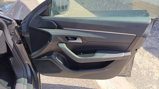 Peugeot 508 1.5 BlueHDi 130 EAT8 - Allure – 2021 – 142335 km – Diesel – Boîte Automatique — photo 25