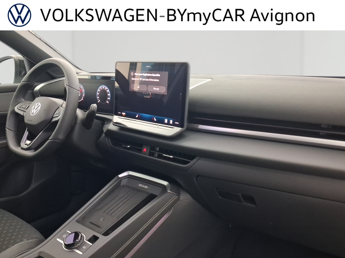 Volkswagen T-Roc 1.5 eTSI EVO2 Hybrid 150 ch DSG7 — photo 28