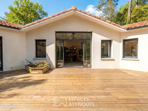 Villa 6 pièces 162 m²