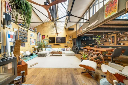 Loft 5 pièces 25 m²