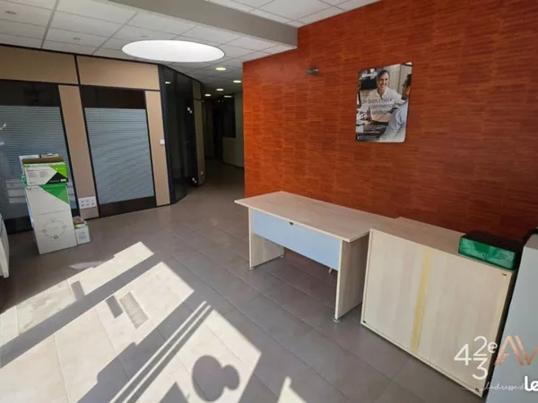 Bureaux 223 m²