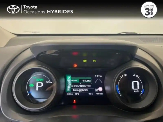 Toyota Yaris 116h design 5p my21 — photo 14