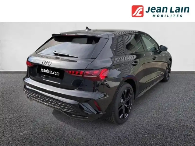 Audi A3 sportback tfsi e hybride rechargeable 204 s tronic 6 — photo 5