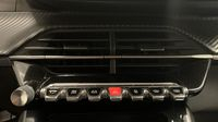 Peugeot 208 1.2 PureTech 100ch S&S Style 118g — photo 26