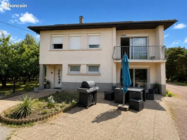 Maison 6 pièces 140 m²