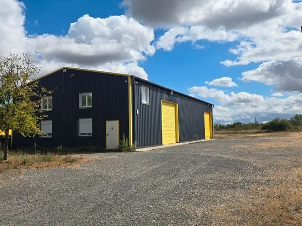 Location dépôt / atelier