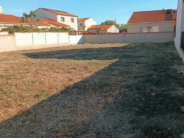 Terrain 481 m²
