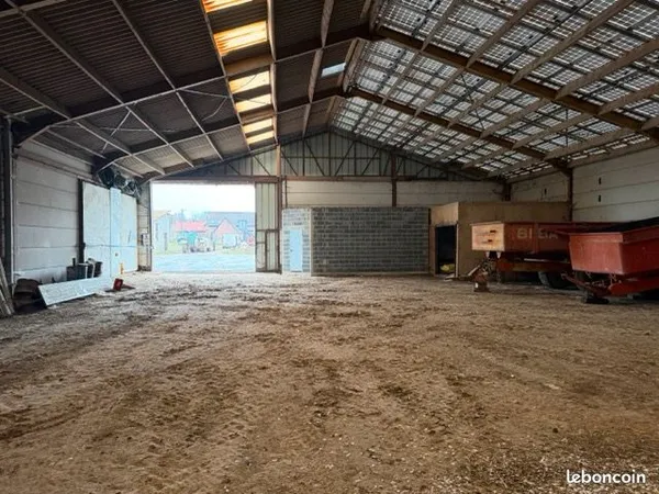 Local stockage 600 m2 Vermelles