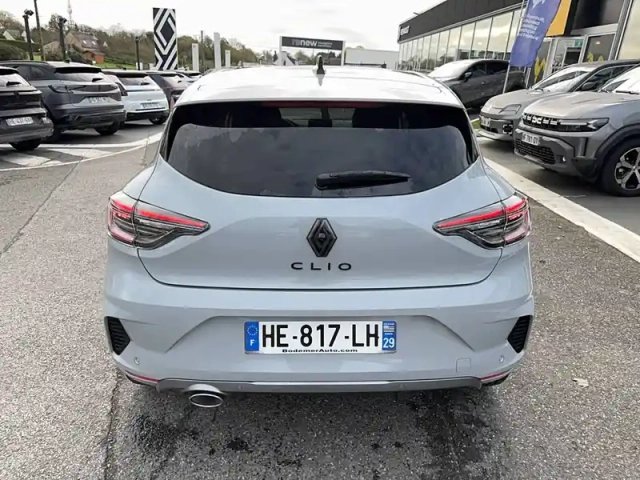 Renault Clio tce 90 ch gsr2 — photo 4