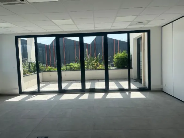 Bureau 24 m²