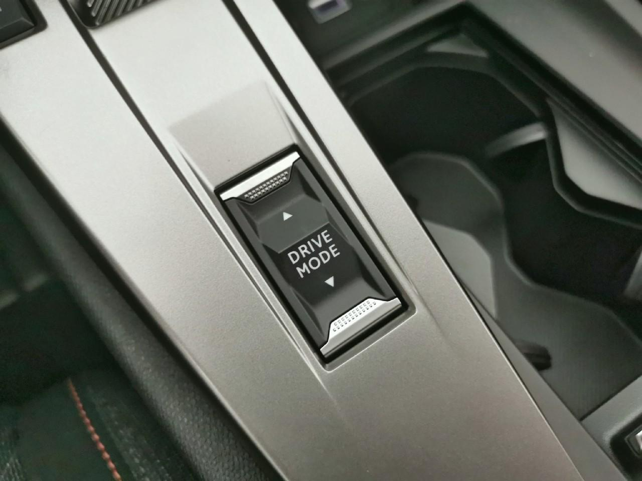 Peugeot 308 hybrid 145 e-dcs6 style — photo 21