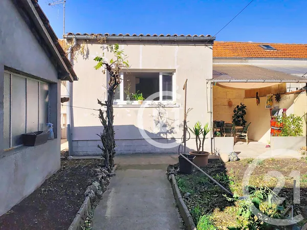 Maison 2 pièces 56 m²
