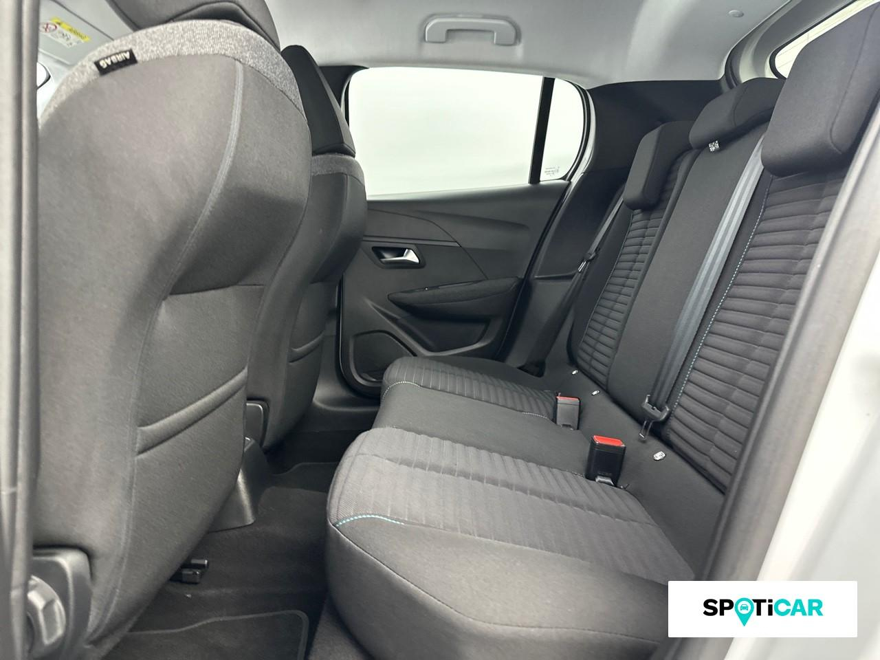 Peugeot 208 1.2 puretech 100ch s&s style 118g — photo 10