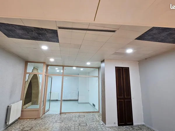 Local commercial - 60m2 - 20 rue Mathieu de la Drome