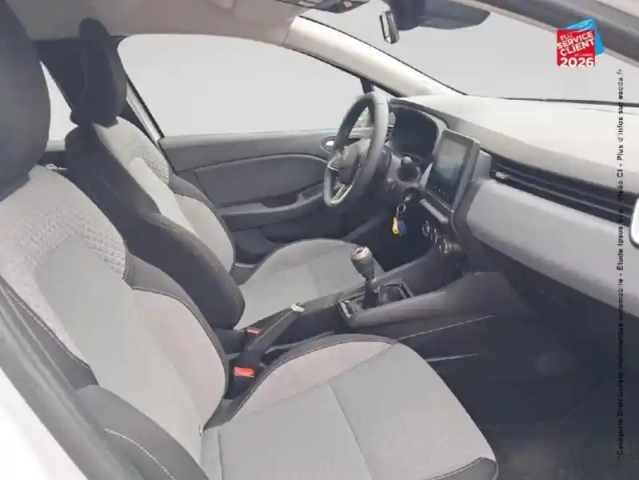 Renault Clio 1.5 blue dci 100ch evolution — photo 5