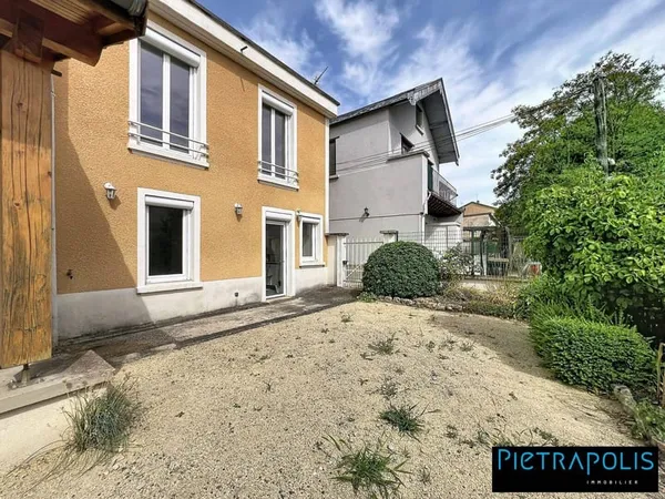 Maison 7 pièces 137 m²